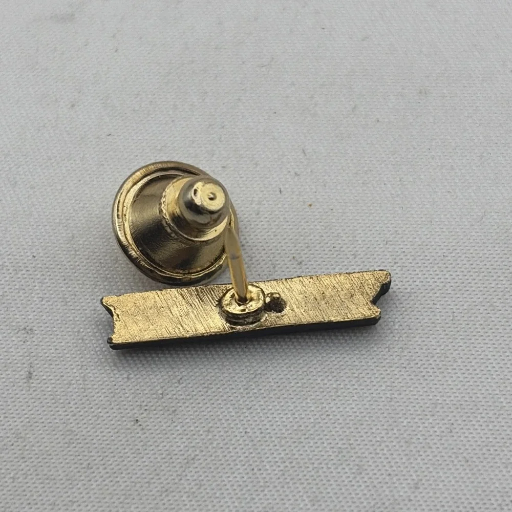 State Of Iowa Gold Tone United States Of America Lapel Hat Pin